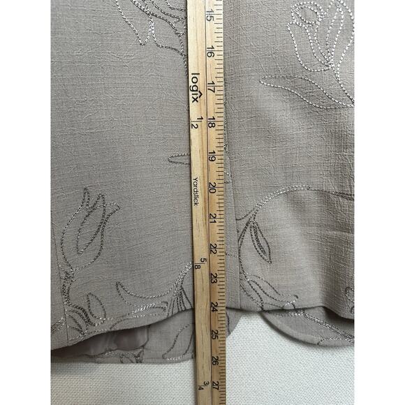 Tan Jay Women’s Blazer Jacket Sz 12 Tan Embroidered Classic Classy Chic Feminine - Picture 13 of 13